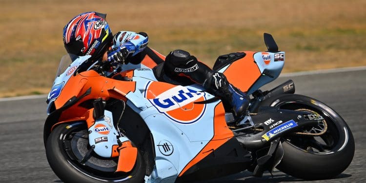 Ai Ogura teve corrida de acordo com as suas perspetivas a admitiu que o seu passado o ajudou; Gestão dos pneus foi o mais difícil