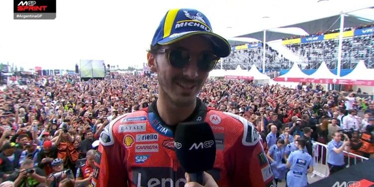 ‘Neste momento, os irmãos Márquez são mais velozes, só temos de nos adaptar’ – Francesco Bagnaia
