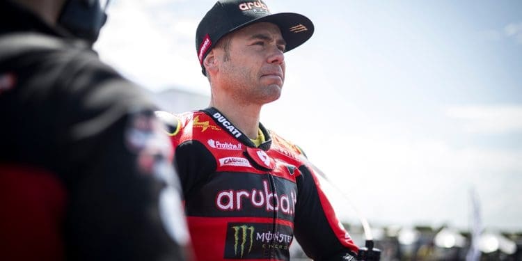 Próximas rondas serão essenciais para definir futuro de Álvaro Bautista no WSBK