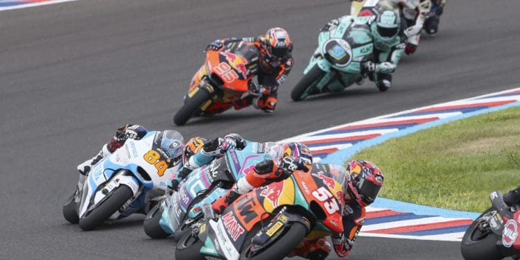 Deniz Öncü confia plenamente nas capacidades de Collin Veijer: ‘Depois de se adaptar será rápido, é uma questão de tempo’