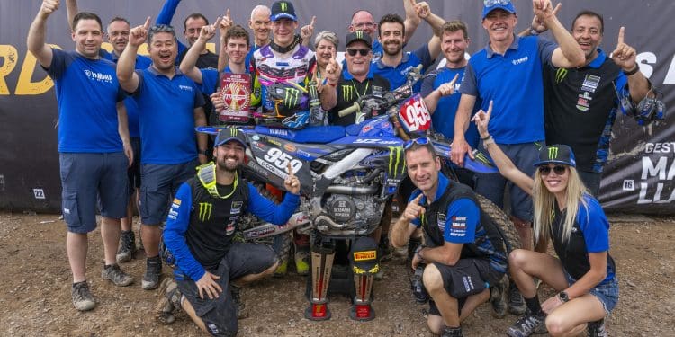 Maxime Renaux e Romain Febvre brilham no arranque do MXGP na Argentina