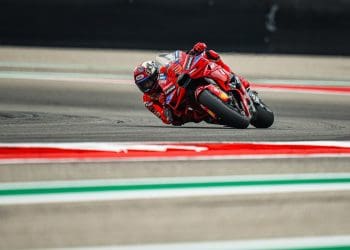 Diretor de corrida admite que Marc Márquez teve sorte por escapar sem penalização