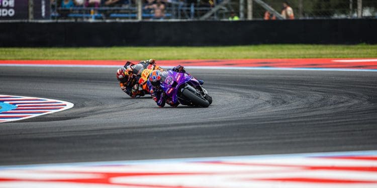 Jack Miller diz que Yamaha ‘já é dez vezes melhor’ com a eletrônica face a 2024