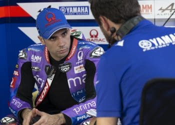 ‘Não é fácil ver as corridas deste lado’ – Miguel Oliveira