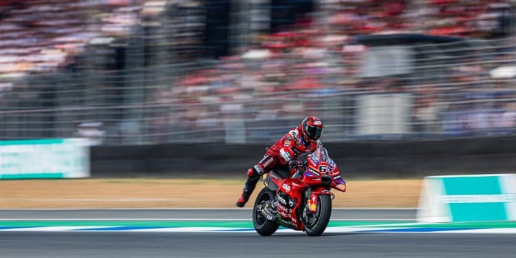 ‘Tenho de aprender o que Marc Márquez está a fazer melhor’ – Francesco Bagnaia