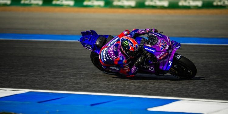 Jack Miller ficou com queimaduras por ter de segurar carenagem solta: ‘Foi ainda mais desconfortável’