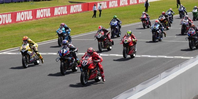 Arranque de 2025 com surpresas, momentos inesperados, frustração: eis o Mundial de Superbikes!
