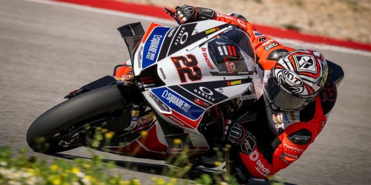 Alex Lowes aposta a top seis no regresso do WSBK a Portimão: ‘É o alvo e qualquer coisa cima disso é bónus’