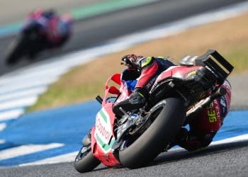 Joan Mir teve problemas com o calor da moto: ‘Nunca me estive a queimar assim’