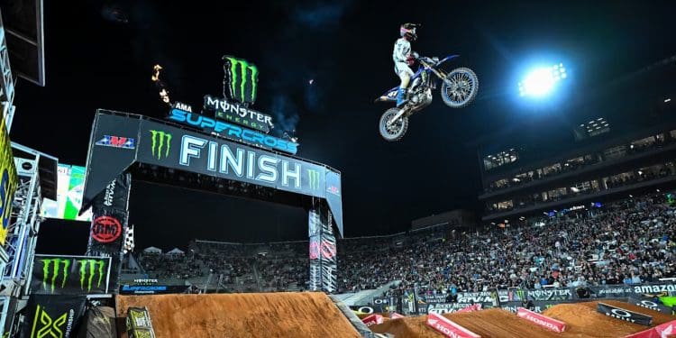 A regularidade compensa: Nate Thrasher conquistou vitória geral AMA Supercross 250 em Birmingham… sem vencer qualquer main event