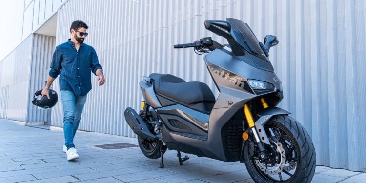 Wottan Storm-R 300: A fusão perfeita entre desporto e mobilidade urbana