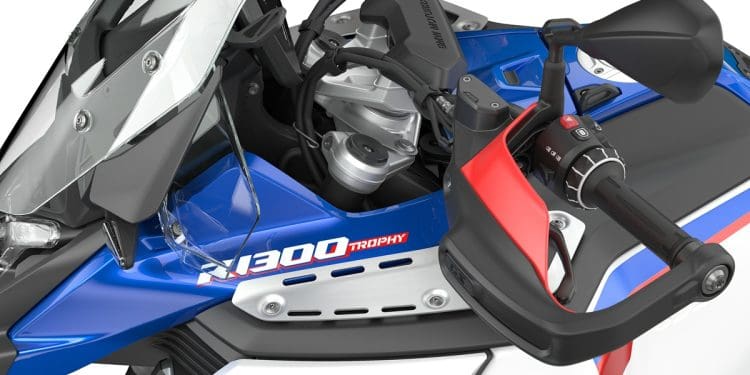 Três novas boxer 1300 da BMW previstas para 2026