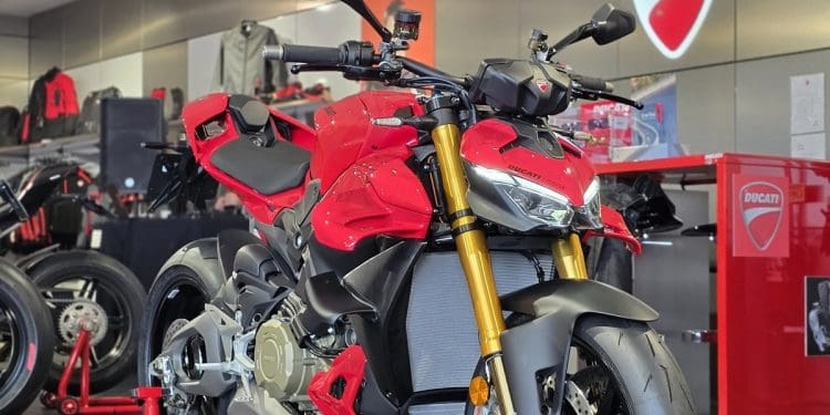 Nova Ducati Streetfighter V4 S apresentada em Lisboa