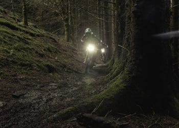 Triumph desvenda novas motos de enduro na próxima semana