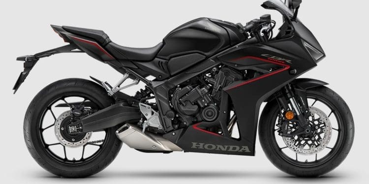 Honda anuncia recall para CB650R e CBR650R devido a falha crítica