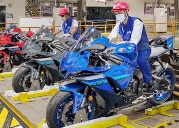 Yamaha lança a primeira linha de pintura inovadora, sem carbono, uma novidade na indústria