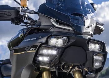 Nova TRACER9 GT 2025: Primeiro modelo do mundo com faróis matrix led de seis lentes