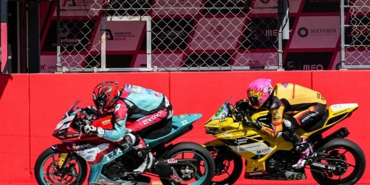 Até ao último suspiro: Beñat Fernández bateu Julio García por 0.018s em Portimão e estreou-se a vencer no WSSP300