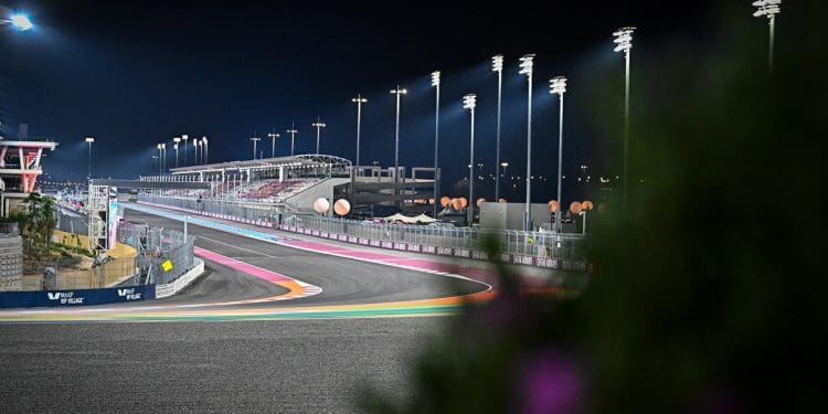 Seguem-se as noites no deserto: Os horários do GP do Qatar