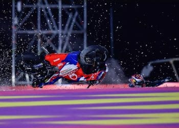 Vídeo: Recorde o arranque desastroso de Pecco Bagnaia e Jorge Martín no GP do Qatar, em 2022