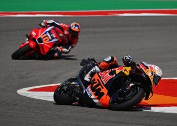 ‘Gosto muito do Pedro Acosta, mas estamos muito contente com os nossos pilotos; veremos’ – Valentino Rossi