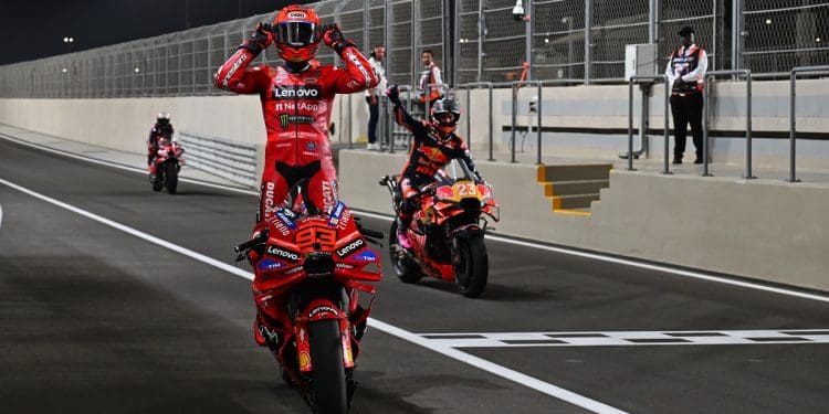 Marc Márquez isolou-se como terceiro mais vitorioso de sempre em Mundiais; Valentino Rossi é o próximo alvo
