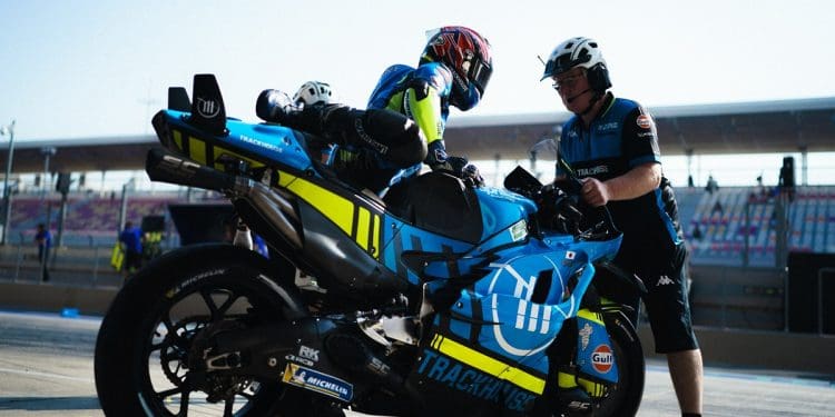 Francesco Guidotti elogia Ai Ogura: ‘Quando um rookie consegue manobrar a moto assim…’