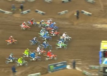 Os melhores momentos do Showdown do AMA Supercross 250, da zona Este e Oeste em Filadélfia