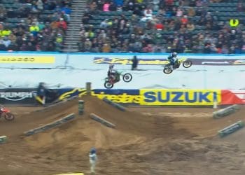 Vídeo: O melhor do AMA Supercross 450 em Filadélfia, onde Chase Sexton venceu