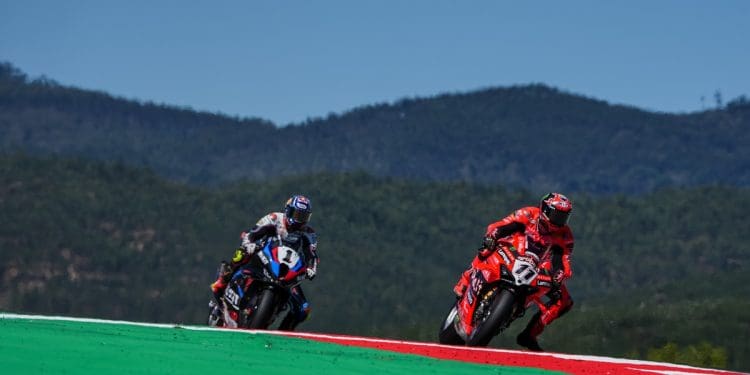 Toprak Razgatlioglu «urge» Ducati a levar Nicolò Bulega para o MotoGP: ‘Ele merecia um lugar’