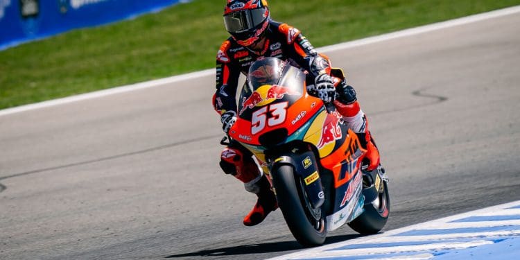 Deniz Öncü bateu volta recorde e liderou FP2 em Jerez