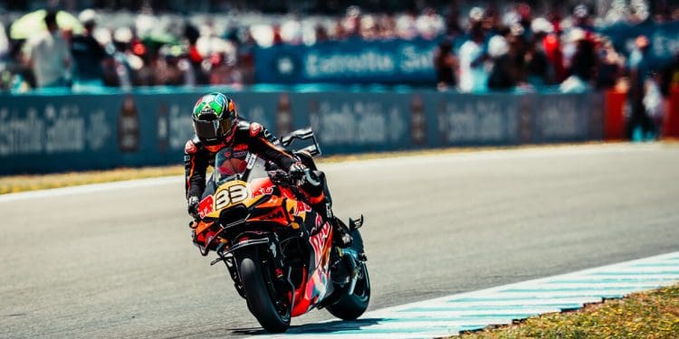 ‘Perdi a dianteira algumas vezes, tive dificuldades com a aderência’ – Brad Binder