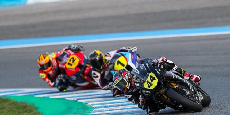 Steven Odendaal entrou a vencer no ESBK; Ivo Lopes em quinto após problemas