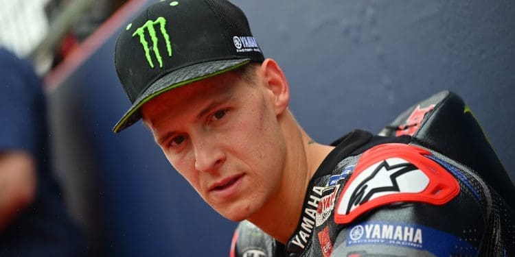 Fabio Quartararo dá «passo atrás» e recusa mais mexidas: ‘Vou manter a base a adaptar-me’