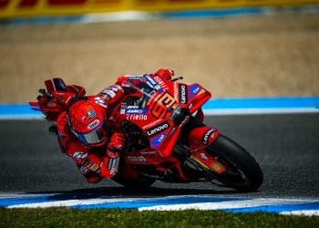 Marc Márquez no topo do warm-up em Jerez a poucas horas da corrida