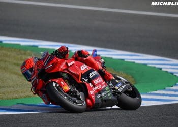 Marc Márquez arranca sábado em Jerez de forma dominadora, ao ser o mais rápido no FP2; Sessão teve muitas quedas