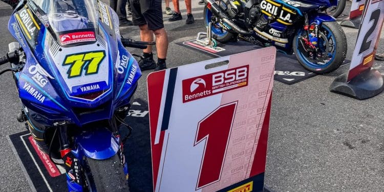 «Bomba» nas Superbike Britânicas: Equipa campeã de 2024 retira-se do campeonato