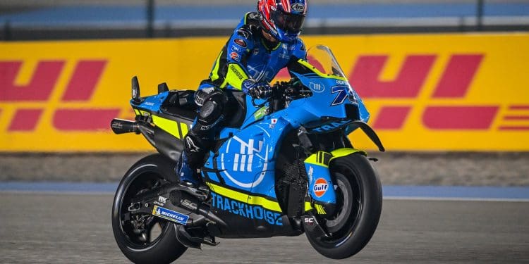 Ai Ogura «parte tudo» na Q1 e passa à Q2 do MotoGP no Qatar, onde terá a companhia de Álex Rins