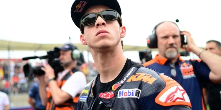 ‘Era estranho, faltava 1m30s e ver o Marc Márquez ao lado da moto’ – Pedro Acosta
