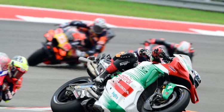 ‘Eu tinha quase a certeza que faríamos pelo menos 6/7 voltas com os pneus de chuva’ – Johann Zarco