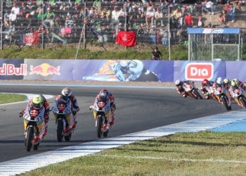 Brian Uriarte e Carter Thompson entraram a vencer na Rookies Cup; Hakim Danish lidera o campeonato