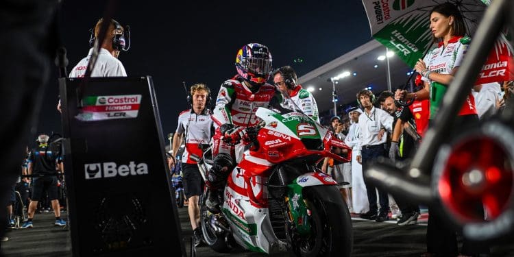 Johann Zarco explica abandono na Sprint do Qatar e assume ‘erro enorme’: ‘Não conseguia controlar a moto; Preferi sair em vez de cair’