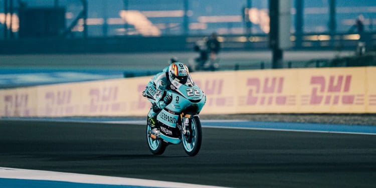 Leopard Racing domina Q1 do Moto3, com Almansa a liderar as hostes; A.Fernández, Buchanan e Nepa garantem Q2