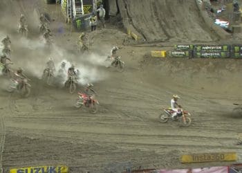 Vídeo: Os melhores momentos do AMA Supercross 250 em Foxborough