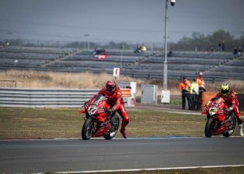 Álvaro Bautista assume superioridade do seu colega de equipa: ‘Poderia ter terminado em terceiro sem o problema do Nicolò Bulega’