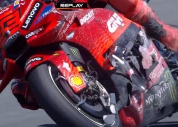 Vídeo: Queda de Marc Márquez deixou muitas marcas na Desmosedici – Veja como ficou a moto do espanhol que… continua em pista