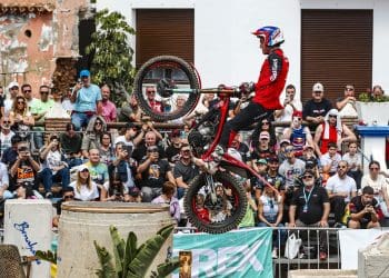 Toni Bou vence dia 1 do TrialGP em Espanha; Jaime Busto juntou-se ao campeão no dia 2, com ambos a saborear vitórias