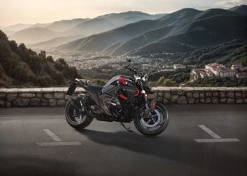Nova BMW R 1300 R: A roadster elevada a um novo patamar