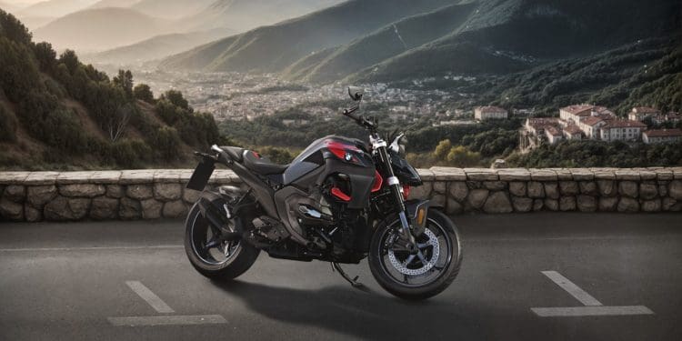 Nova BMW R 1300 R: A roadster elevada a um novo patamar