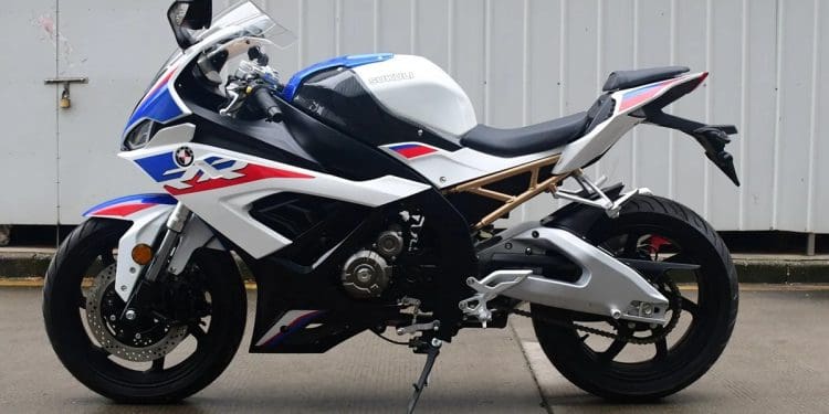 Sukuli S 1000 RR, uma (flagrante) cópia chinesa da BMW